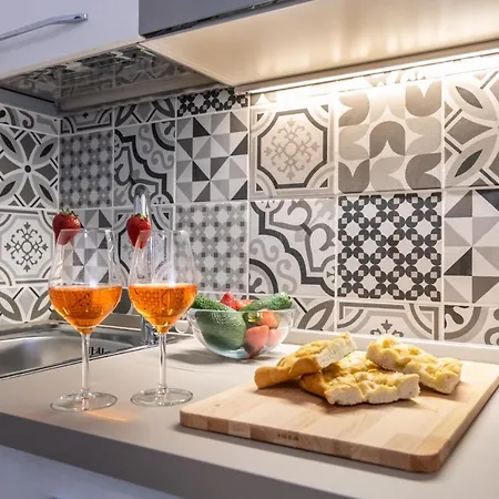 Apartment Smart Family In